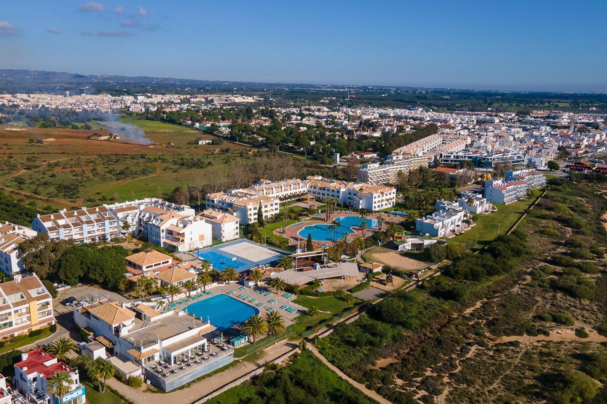 Golden 1 Bdr Flat W/ Balcony & Pool By Lovelystay Cabanas De Tavira Exterior foto
